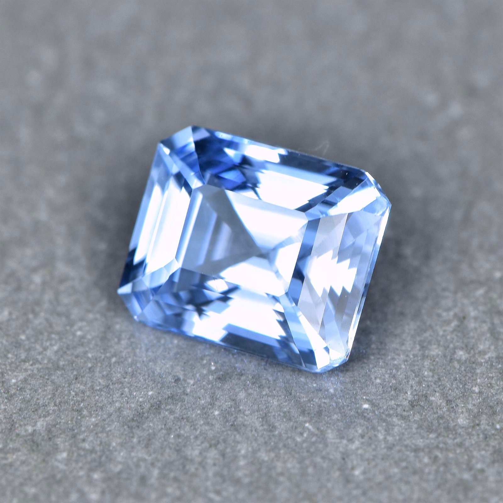 Natural Sri Lankan Blue Sapphire 2.11 carat – The Gem World Holdings ...